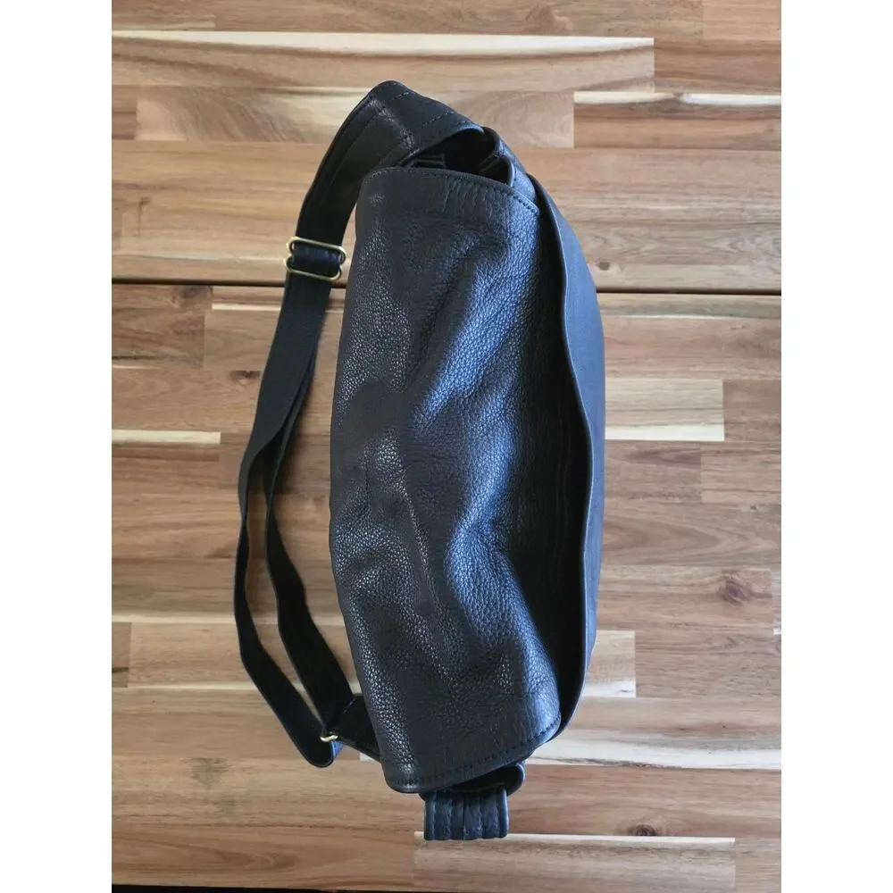 Vintage Fred Eisen New Hope Leather Messenger Bag Black 3 Compartment Pliable